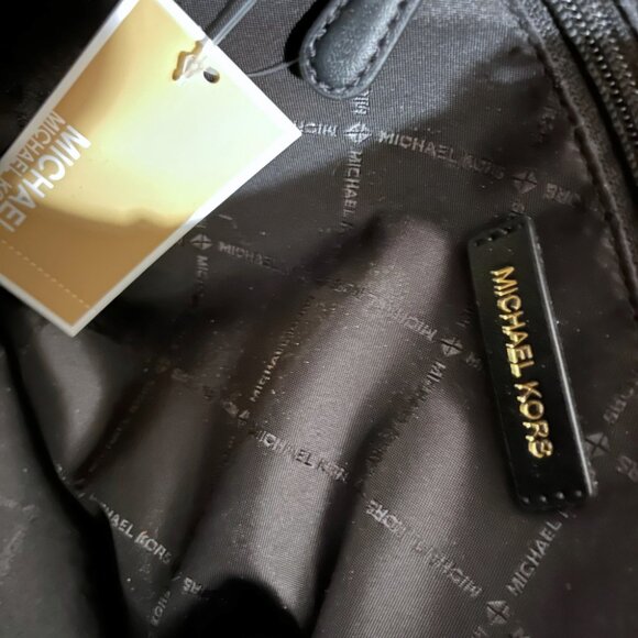 NWT Michael Kors Jet Set Medium Logo Pocket Tote Bag- Black - Picture 5 of 5